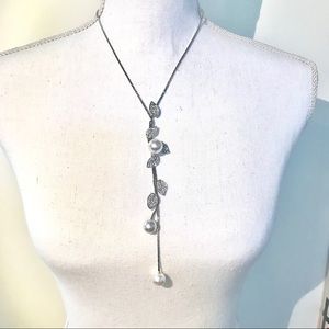 Pearl Crystal Leaves Pendant Necklace